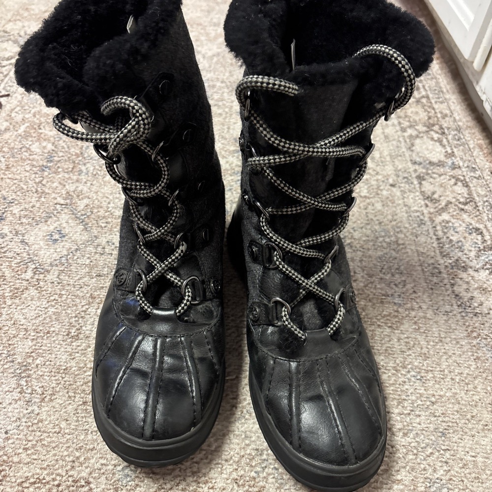 Michael Kors Black Gray Lace Up Snow Boots HL16G Size Medium 8M